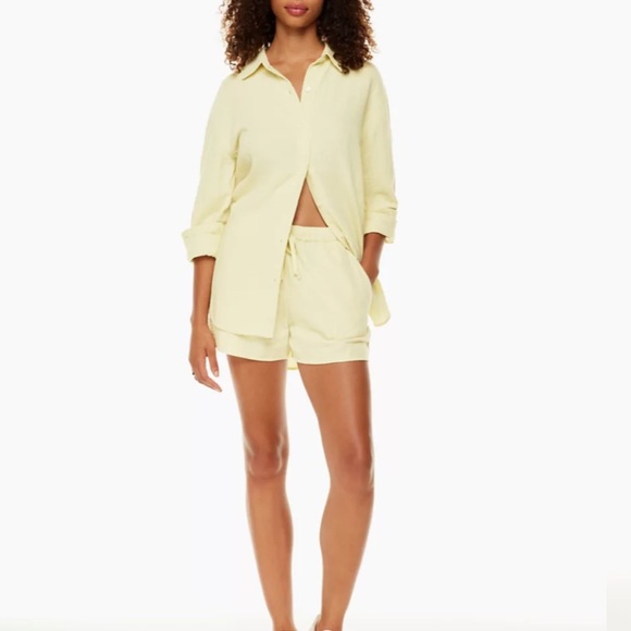 Aritzia sail linen shorts - Picture 2 of 3